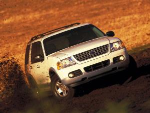 Ford Explorer 2001 года
